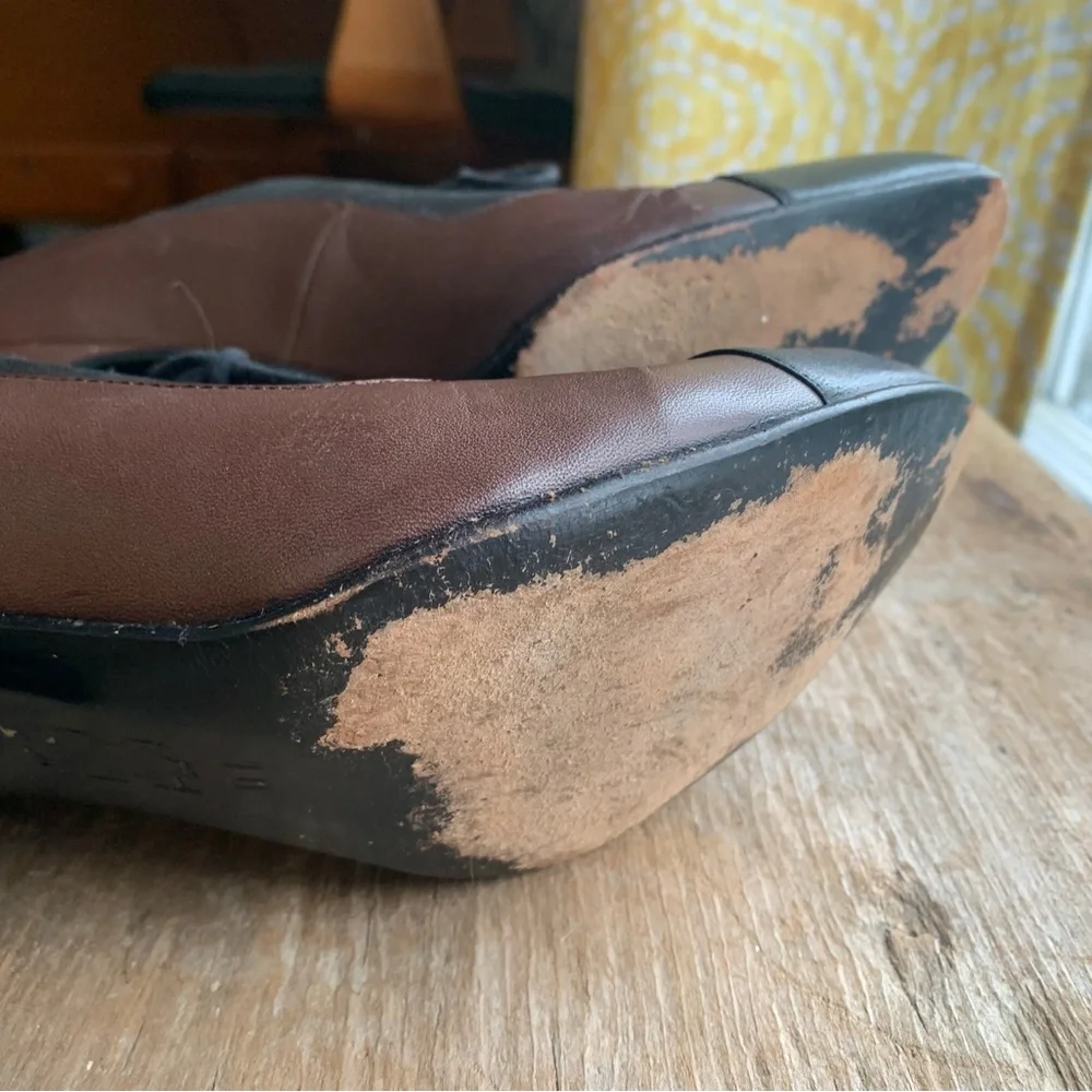John Fluevog Wonder K2 Black and Brown Oxford Heels - Picture 7 of 7
